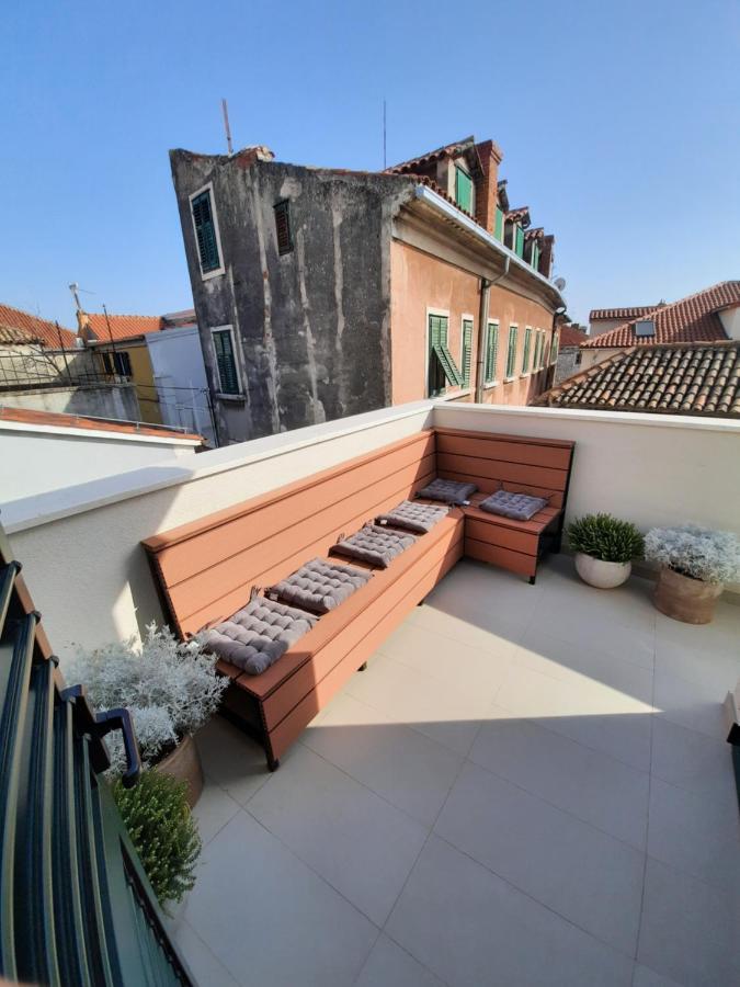 St. Clara Old Town Aparthotel Šibenik Exteriör bild