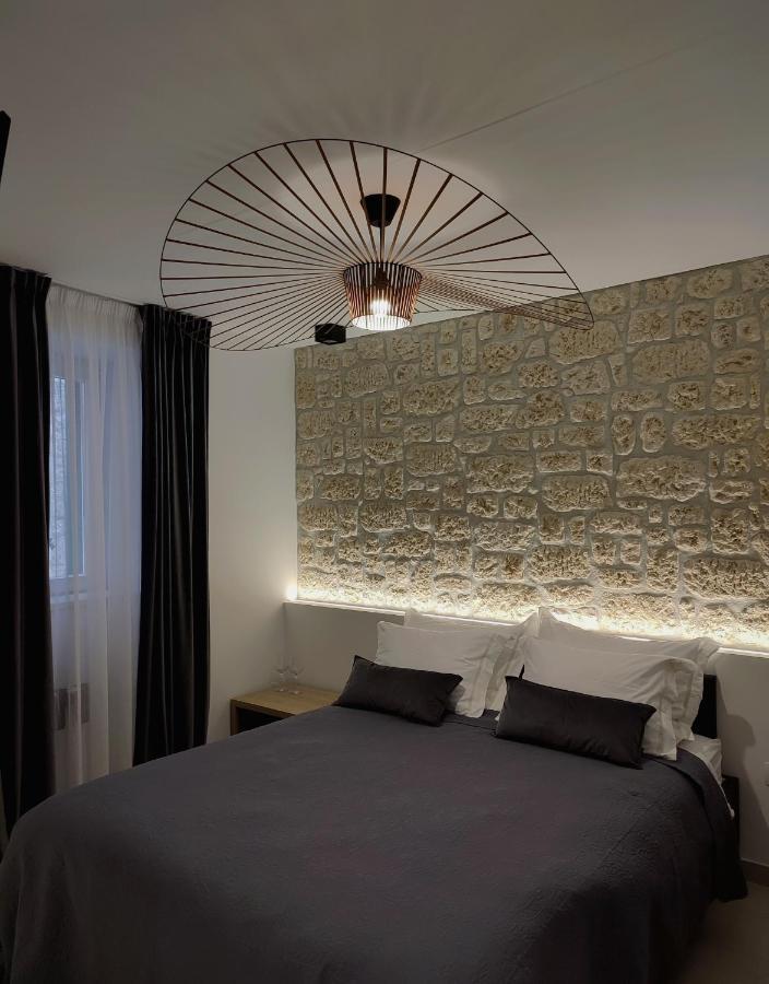 St. Clara Old Town Aparthotel Šibenik Exteriör bild