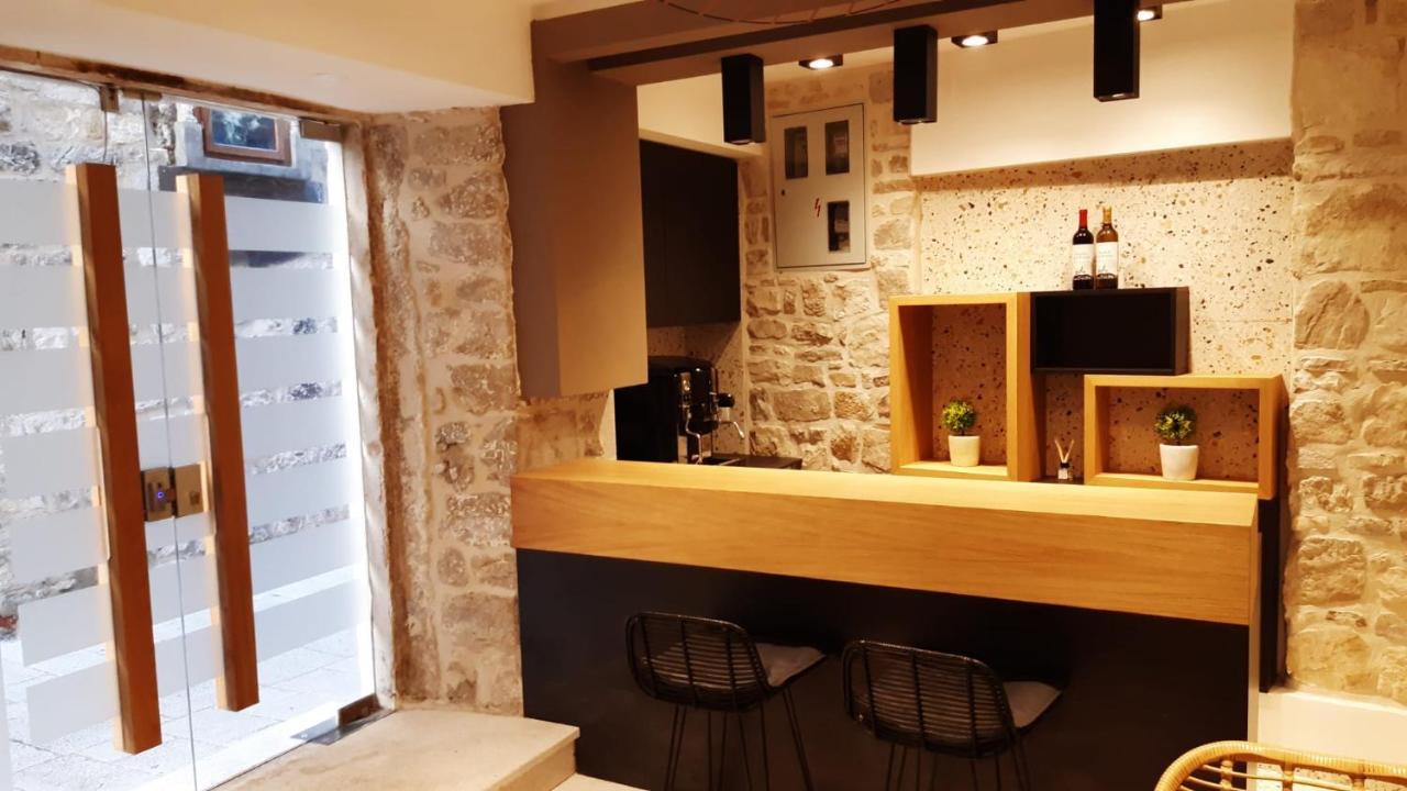 St. Clara Old Town Aparthotel Šibenik Exteriör bild