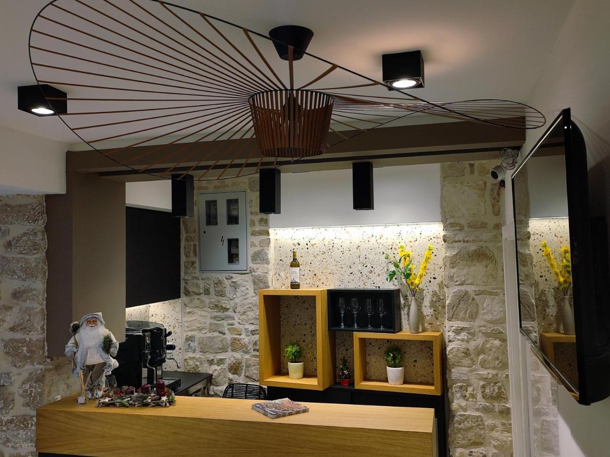 St. Clara Old Town Aparthotel Šibenik Exteriör bild