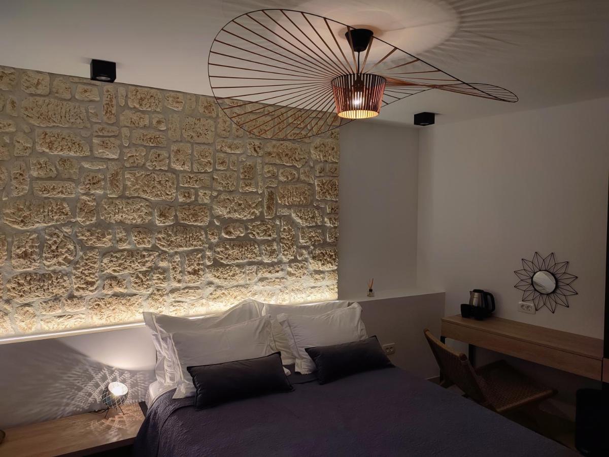 St. Clara Old Town Aparthotel Šibenik Exteriör bild